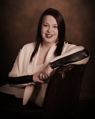 Allison R Myers